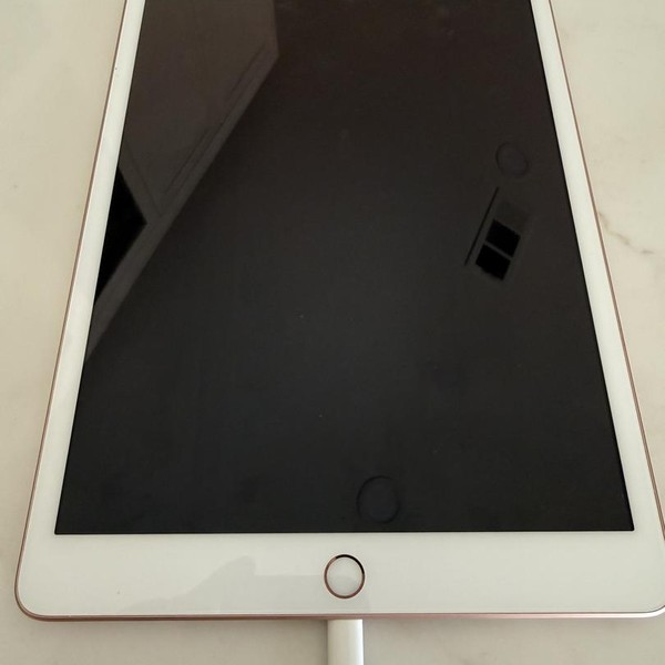 Apple iPad (7th Gen) - Wi-Fi, 128 GB, Gold, A2197