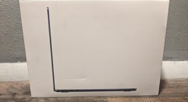 Mint
													MacBook Air 2025 (M4) - 13" - Apple M4, Midnight, 512 GB, 24 GB, photo 1 of 13