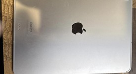 Good
													Apple iPad Pro 13" (M4) 2024 - Unlocked, Silver, 1 TB, 16 GB, A2926, Nano-texture Glass, photo 5 of 5