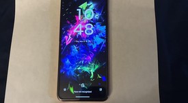 Good
													Motorola Razr (2024) - Unlocked, Orange, 256 GB, 8 GB, photo 4 of 6