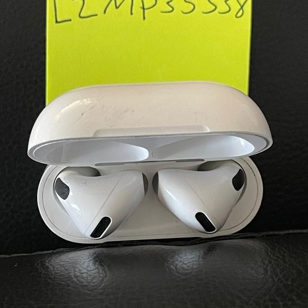 Apple AirPods 4th Gen - Standard