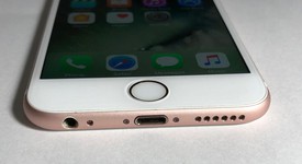 Mint
													Apple iPhone 6S - Unlocked, Rose Gold, 64 GB, A1688, photo 3 of 39