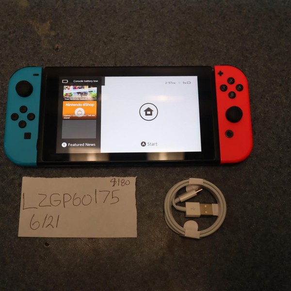 Nintendo Switch - 32 GB, Red & Blue