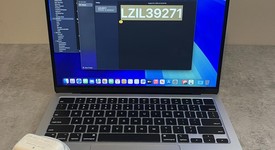 Good
													MacBook Air 2022 - 13" - Apple M2, Silver, 256 GB, 8 GB, photo 2 of 9