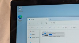 Good
													Microsoft Surface Pro 7 - I3, Platinum, 128 GB, 4 GB, photo 4 of 8