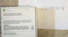 New
													Apple AirPods 4th Gen - Active Noise Cancellation, photo 2 of 4