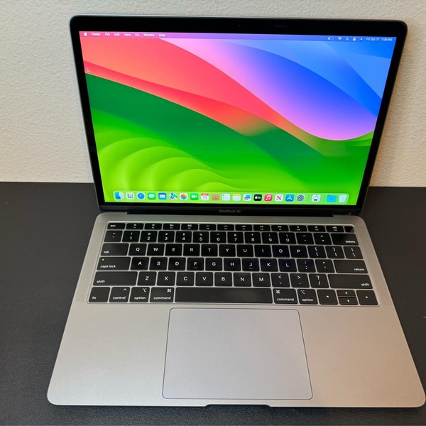 MacBook Air 2018 - 13 inch - 512 GB, Gray, 8 GB, Intel Core i5