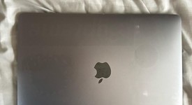 Fair
													MacBook Pro 2020 - 13" - I5, Silver, 256 GB, 8 GB, photo 6 of 6