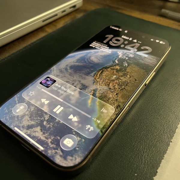 Apple iPhone 16 Pro - Unlocked, 128 GB, Desert, A3083