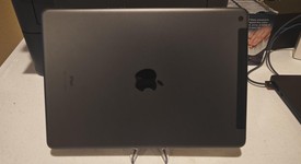 Fair
													Apple iPad 9th Gen - Verizon, Gray, 64 GB, A2603, photo 3 of 3