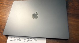 Mint
													MacBook Pro Late 2023 (M3) - 16" - Apple M3 Max 16-core, Black, 1 TB, 48 GB, 40-core GPU, photo 3 of 8