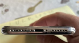 Good
													Apple iPhone X - Verizon, Silver, 256 GB, A1865, photo 5 of 7