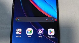 Good
													Motorola Razr Plus (2023) - Unlocked, Black, 256 GB, 8 GB, photo 1 of 5