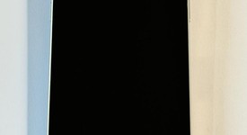 Mint
													Apple iPhone 15 Pro - Unlocked, White, 128 GB, A2848, photo 3 of 9