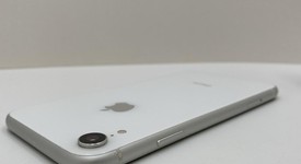 Fair
													Apple iPhone Xr - Unlocked, White, 64 GB, A1984, photo 5 of 7