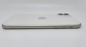 Fair
													Apple iPhone 11 - Unlocked, White, 128 GB, A2111, photo 6 of 6