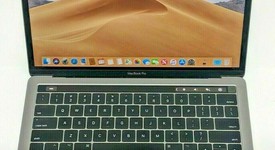 Mint
													MacBook Pro 2017 (No Touch Bar) - 13" - Gray, 512 GB, 8 GB, photo 1 of 3