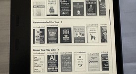 Mint
													Amazon Kindle Oasis 10th Gen - Gray, 32 GB, WiFi Only, photo 3 of 5