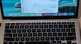 Good
													MacBook Air 2020 - 13" - Apple M1, Silver, 256 GB, 8 GB, photo 2 of 10