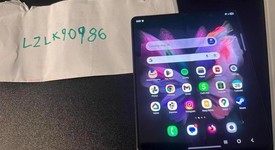 Good
													Samsung Galaxy Z Fold3 5G - Verizon, Black, 256 GB, 12 GB, SM-F926U, photo 3 of 5