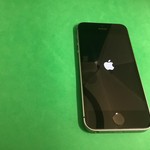 Good Apple iPhone SE 1st Gen 2016 - Unlocked, 32 GB, Grey, A1662