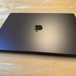 Good MacBook Pro 2026 - 16 inch (M5) - 4 TB, Space Black, 128 GB, Apple M5 Max 18-core (40-core GPU), Standard Display