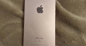 Good
													Apple iPhone SE 1st Gen 2016 - AT&T, Rose Gold, 32 GB, A1662, Prepaid, photo 2 of 6