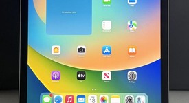 Good
													Apple iPad Pro 12.9" 1st Gen 2015 - Wi-Fi, Gray, 128 GB, A1584, 1st Gen 2015, photo 1 of 10