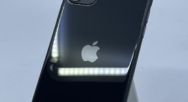 Mint
													Apple iPhone 11 - Unlocked, Black, 64 GB, A2111, photo 4 of 9