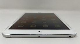 Good
													Apple iPad Mini 3 - Wi-Fi, Silver, 128 GB, A1599, photo 4 of 6