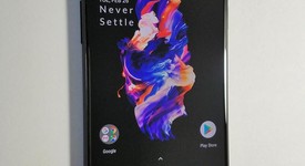 Mint
													OnePlus 5 - Unlocked, Black, 128 GB, 8 GB, A5000, photo 1 of 4
