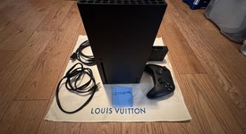 Good
													Xbox Series X (2020) - Black, 1 TB, standard, photo 2 of 8