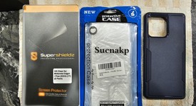 Mint
													Motorola Edge Plus (2023) - Unlocked, Black, 512 GB, 8 GB, photo 4 of 12