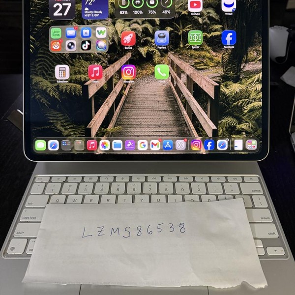 Apple iPad Pro 13 inch (M4) 2024 - Wi-Fi, 256 GB, Silver, 8 GB, A2925, Standard Glass