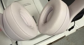 Used
													Beats Solo 4 - Pink, photo 2 of 4