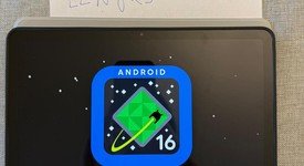 Mint
													Google Pixel Tablet 11" - Wi-Fi, Hazel, 256 GB, 8 GB, Includes Dock, photo 2 of 14