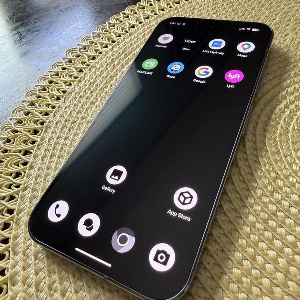 Google Pixel 10 Pro XL - Unlocked, 256 GB, Moonstone, GUL82