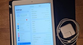 Good
													Apple iPad 6th Gen - T-Mobile, Gold, 32 GB, A1954, photo 4 of 9