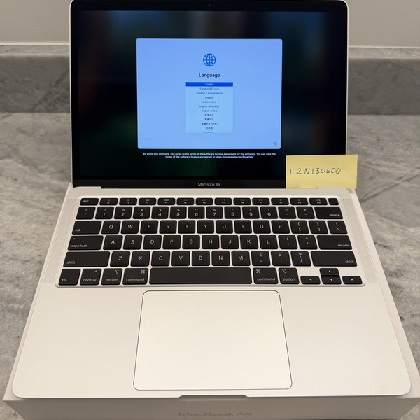 MacBook Air 2020 - 13 inch - 256 GB, Silver, 16 GB, Intel Core i7