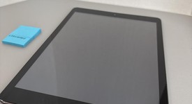 Good
													Apple iPad 9th Gen - Unlocked, Gray, 64 GB, A2603, photo 2 of 5