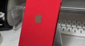 Fair
													Apple iPhone SE 2nd Gen 2020 - Unlocked, Red, 64 GB, A2275, photo 5 of 10