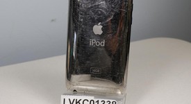 Good
													Apple iPod Touch 2nd Gen - Wi-Fi, Black, 16 GB, photo 2 of 2