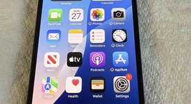 Mint
													Apple iPhone 13 - Unlocked, Midnight, 128 GB, A2482, photo 1 of 13