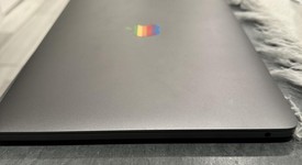 Good
													MacBook Pro 2017 (No Touch Bar) - 13" - I5, Gray, 256 GB, 8 GB, photo 4 of 7