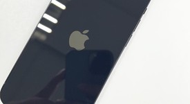 Mint
													Apple iPhone 12 - Unlocked, Black, 64 GB, A2172, photo 3 of 8