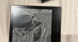 Good
													Amazon Kindle Oasis 10th Gen - Gray, 8 GB, WiFi Only, photo 1 of 7