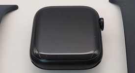 Good
													Apple Watch Series 8 45mm - Unlocked, Midnight, A2774 - Cellular, Aluminum, photo 3 of 4