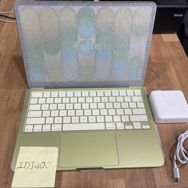 MacBook Neo 2026 - 256 GB, Citrus, 8 GB, Apple A18 Pro