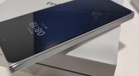 Mint
													Oppo Find N5 - Unlocked Non-US, Misty White, 512 GB, 16 GB, photo 3 of 9