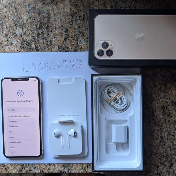 Apple iPhone 11 Pro Max - Unlocked, 64 GB, Gold, A2161
